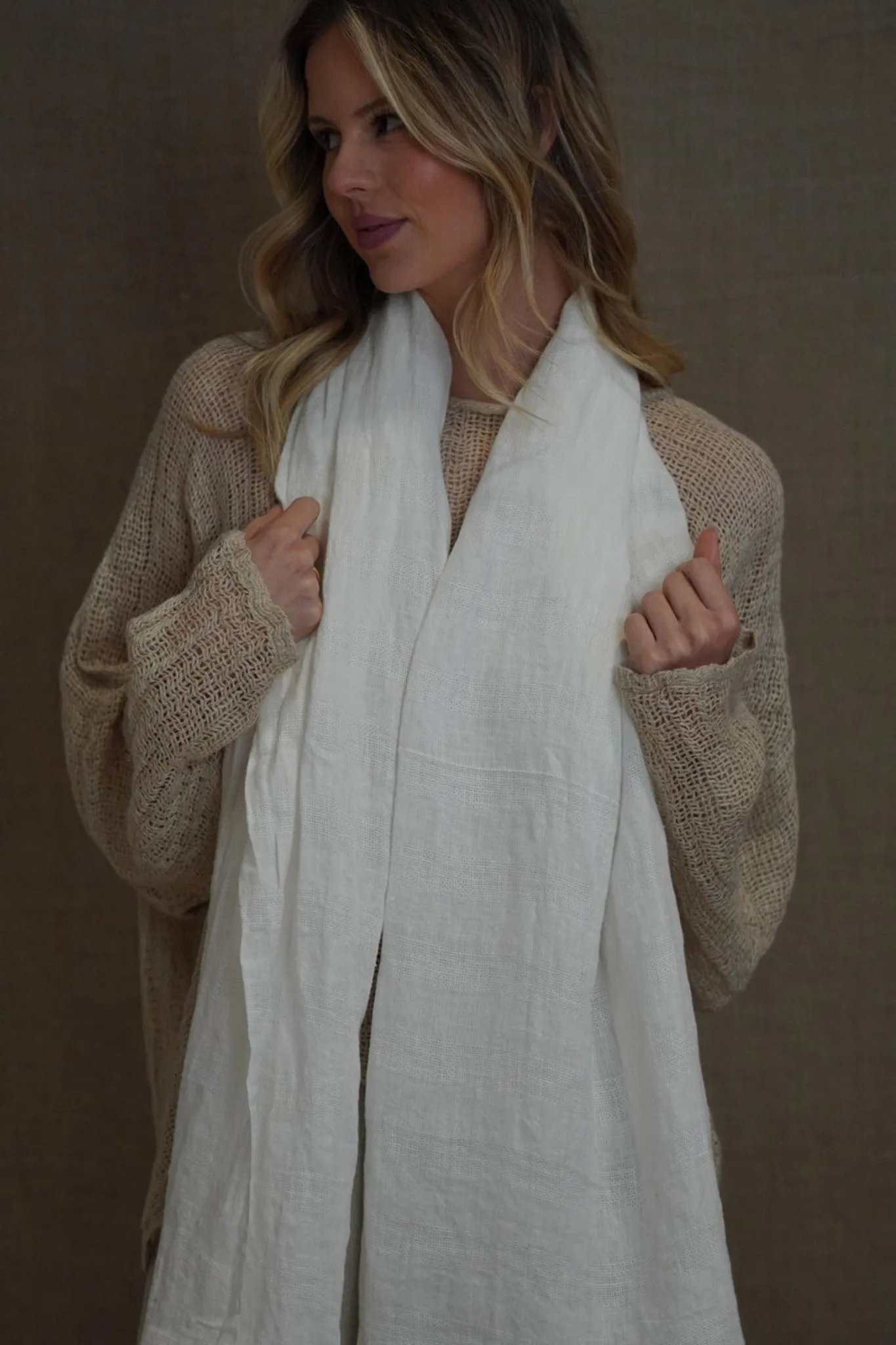 Dolce Scarf White 100% Linen