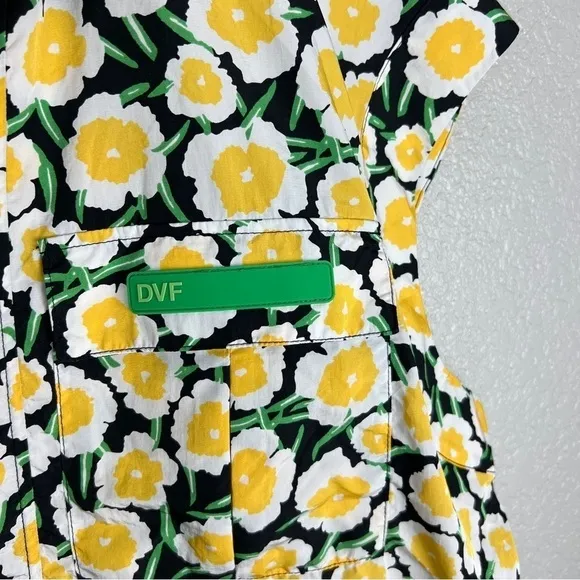 DVF Nylon Packable Yellow Poppy Short-Sleeve Hooded Vest XXL - NWT, Diane