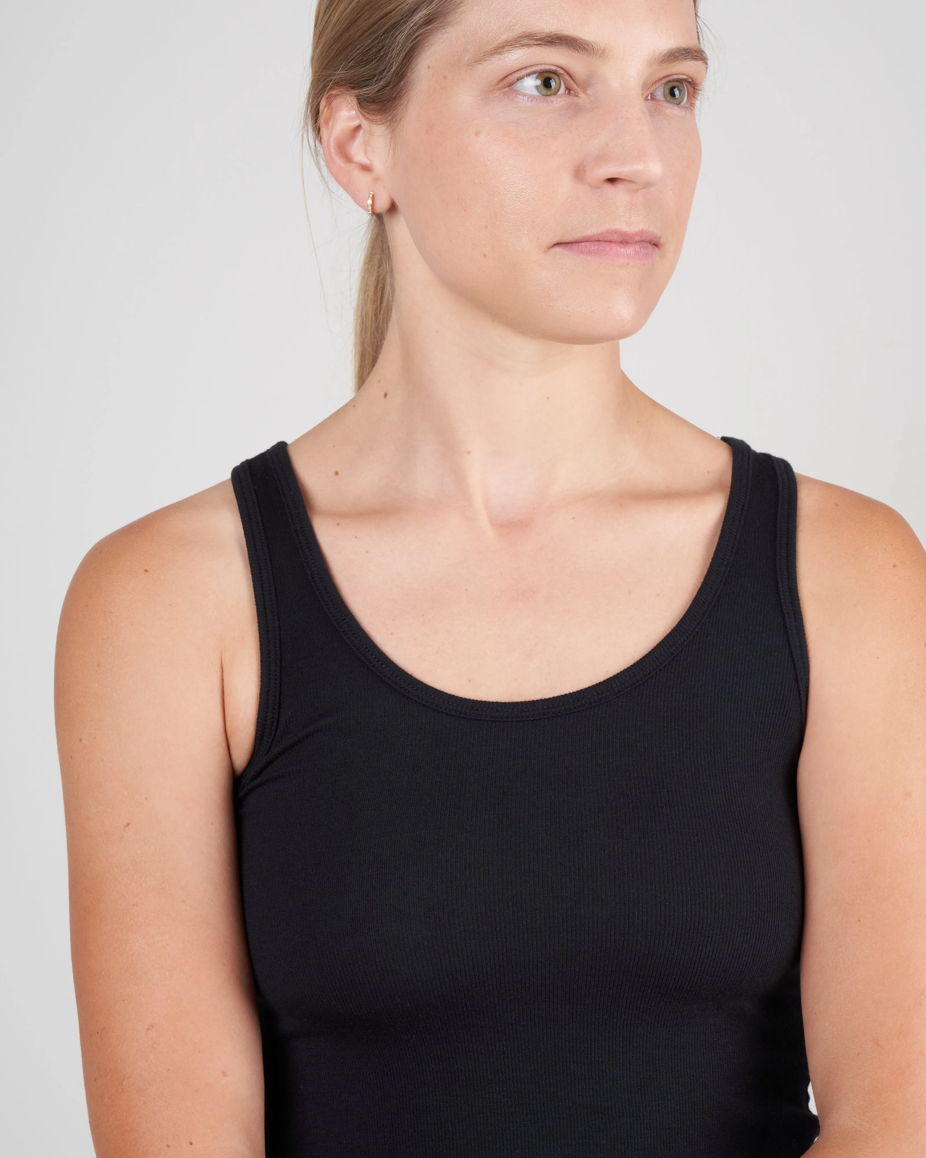 micro modal ribbed boy tank - black