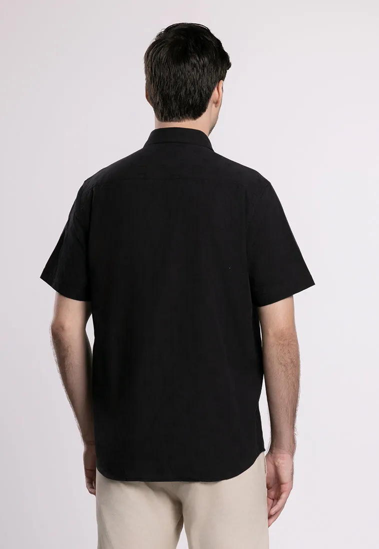 MOC - Kemeja Lengan Pendek Pria Riley - Black