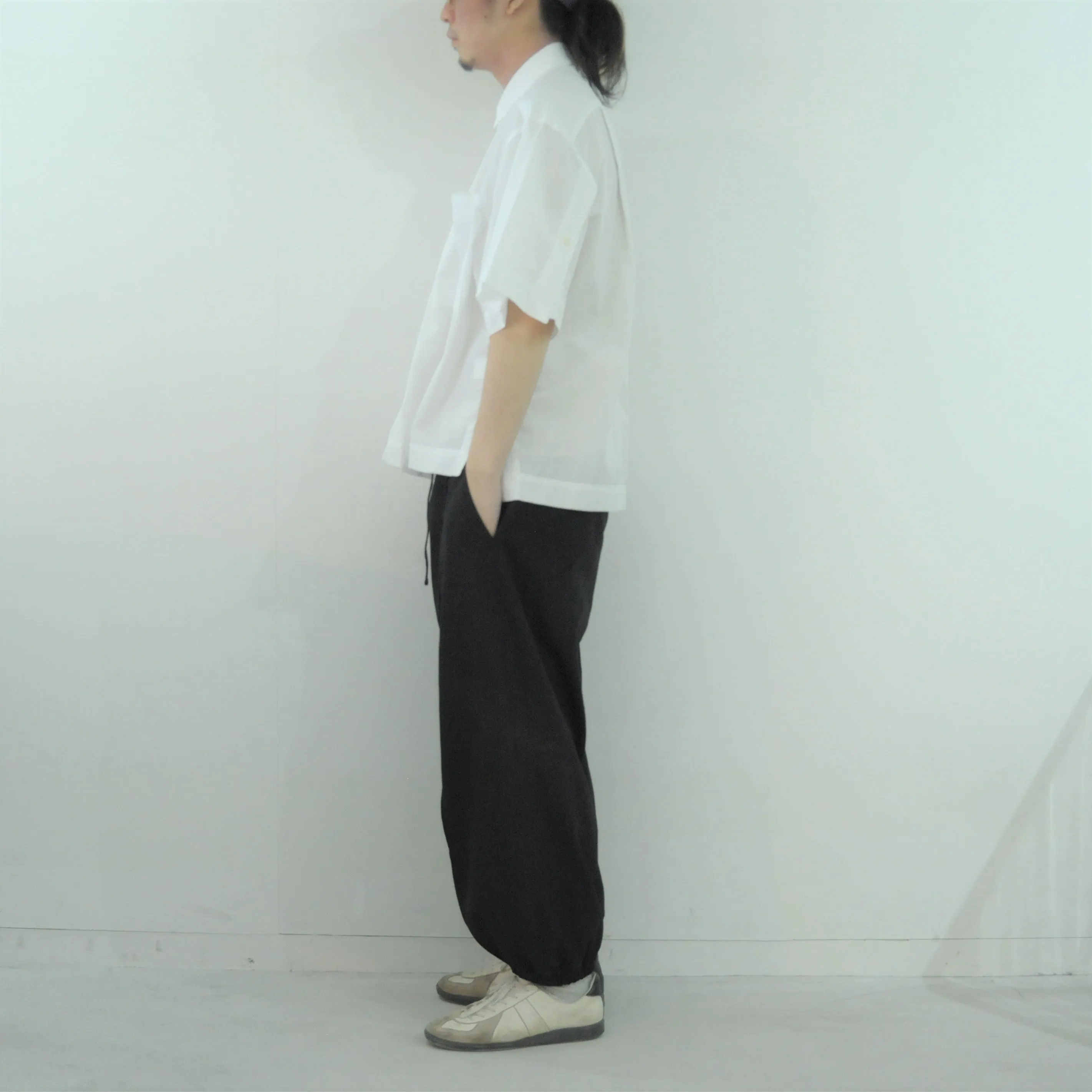 MODERN SHORT SHIRT WHITE