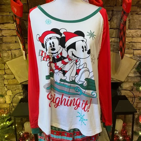 NWT Disney Store Two Piece Winter Mickey and Minnie Mouse Pajama Set XL