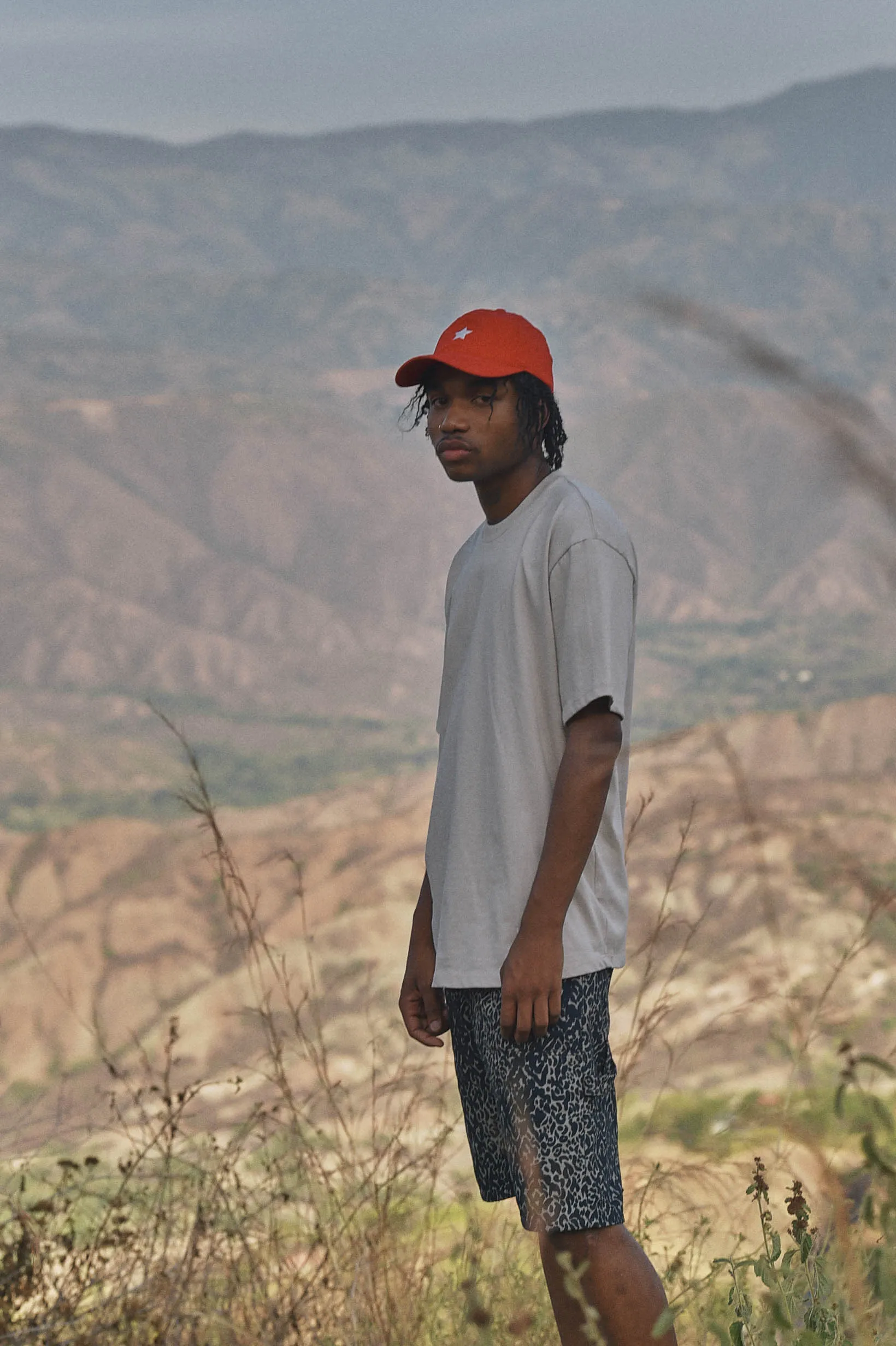 OVER SAND TEE