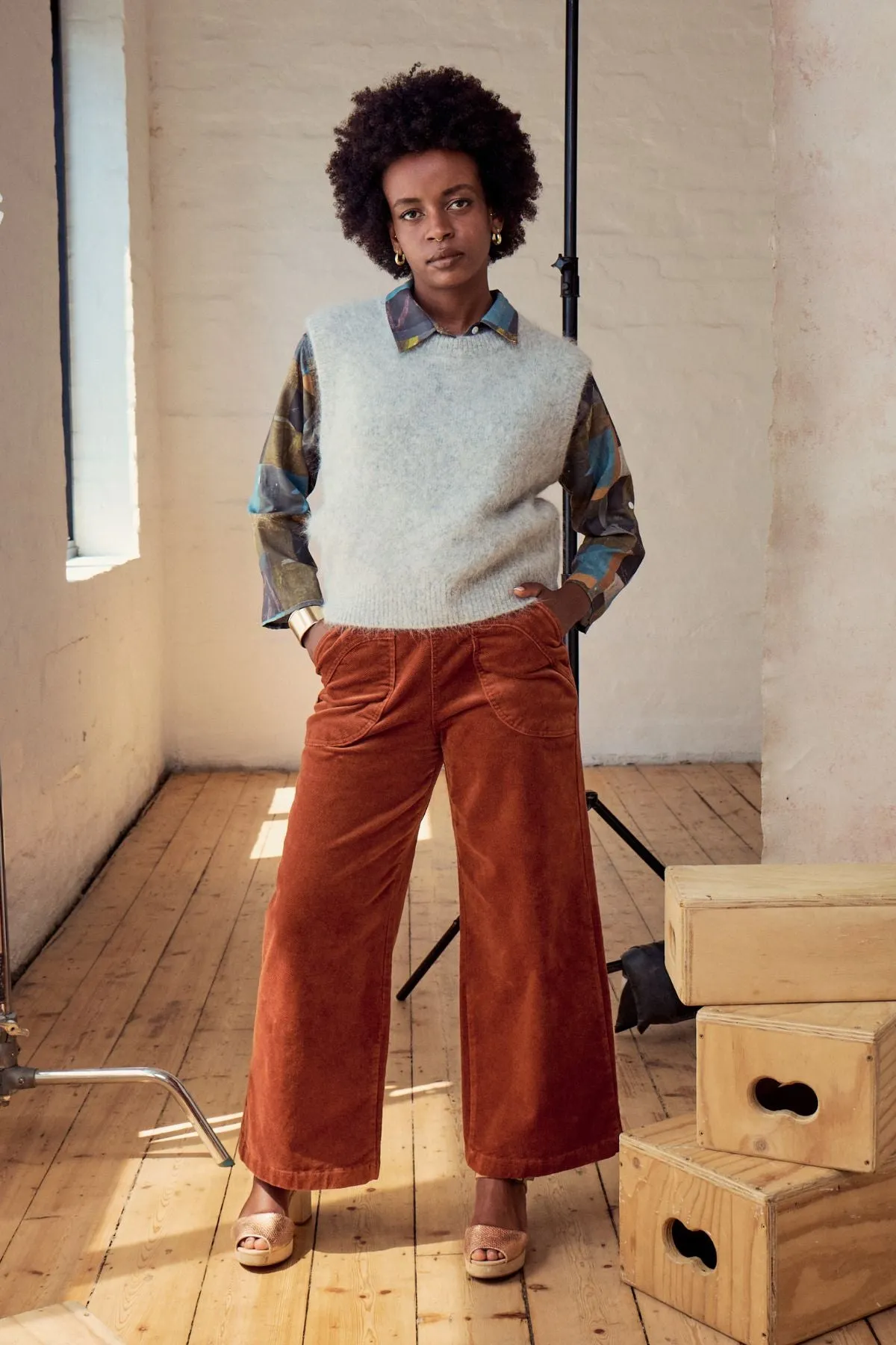 Peggy Lou Pants Caramel in Velvet Corduroy