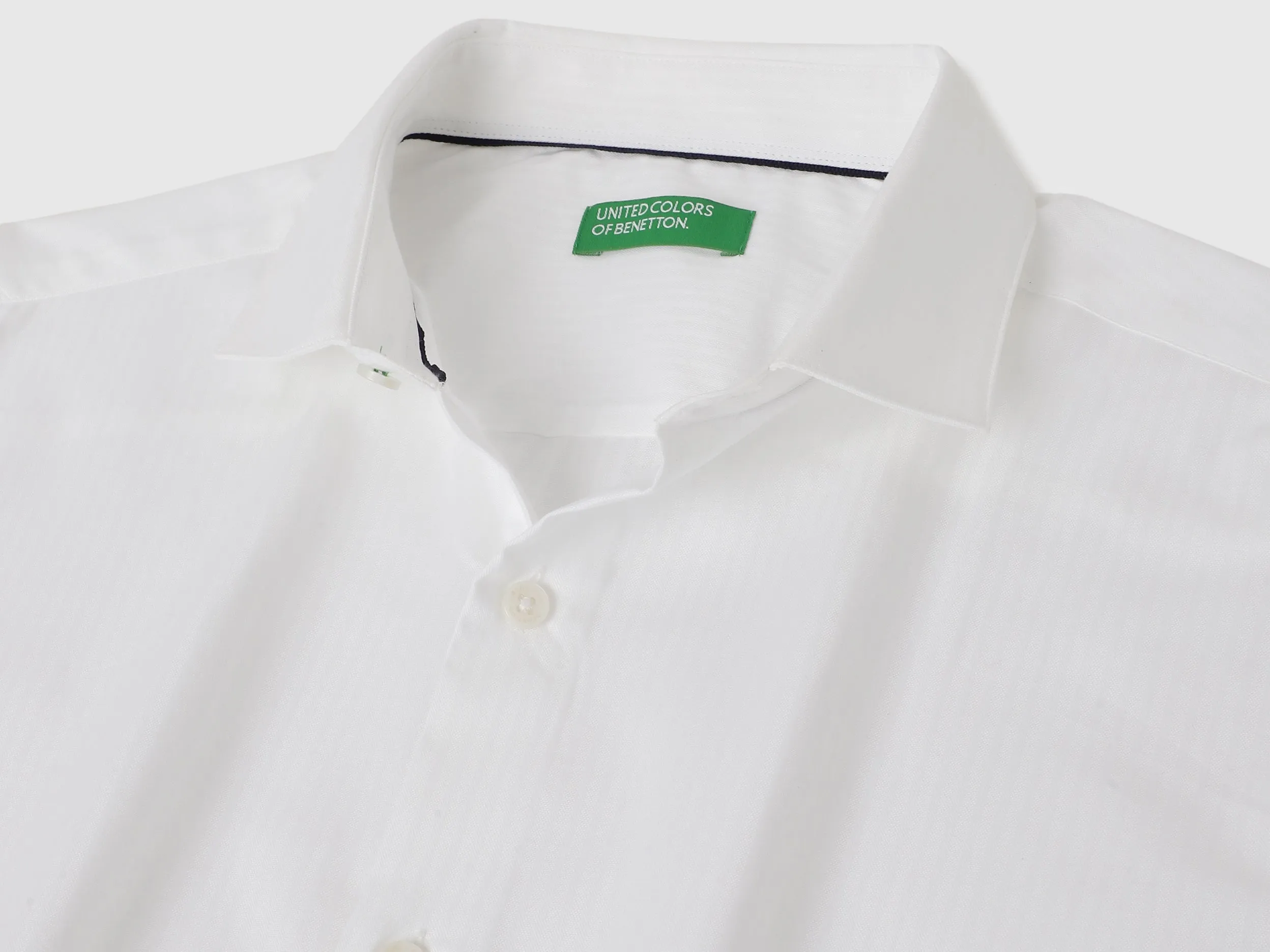 Slim Fit Cut Away Striped Shirts
