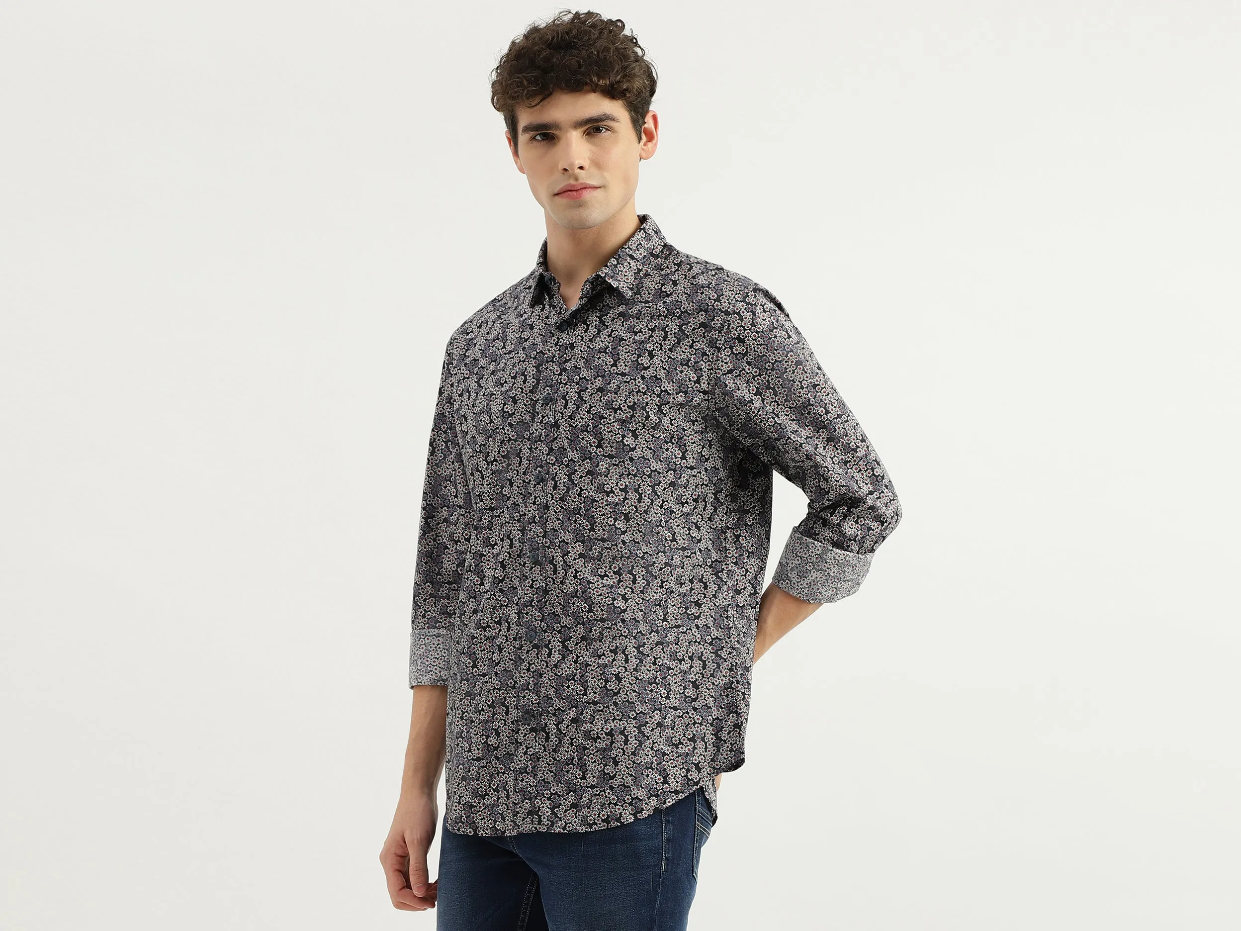 Slim Fit Spread Collar Floral Print Shirt