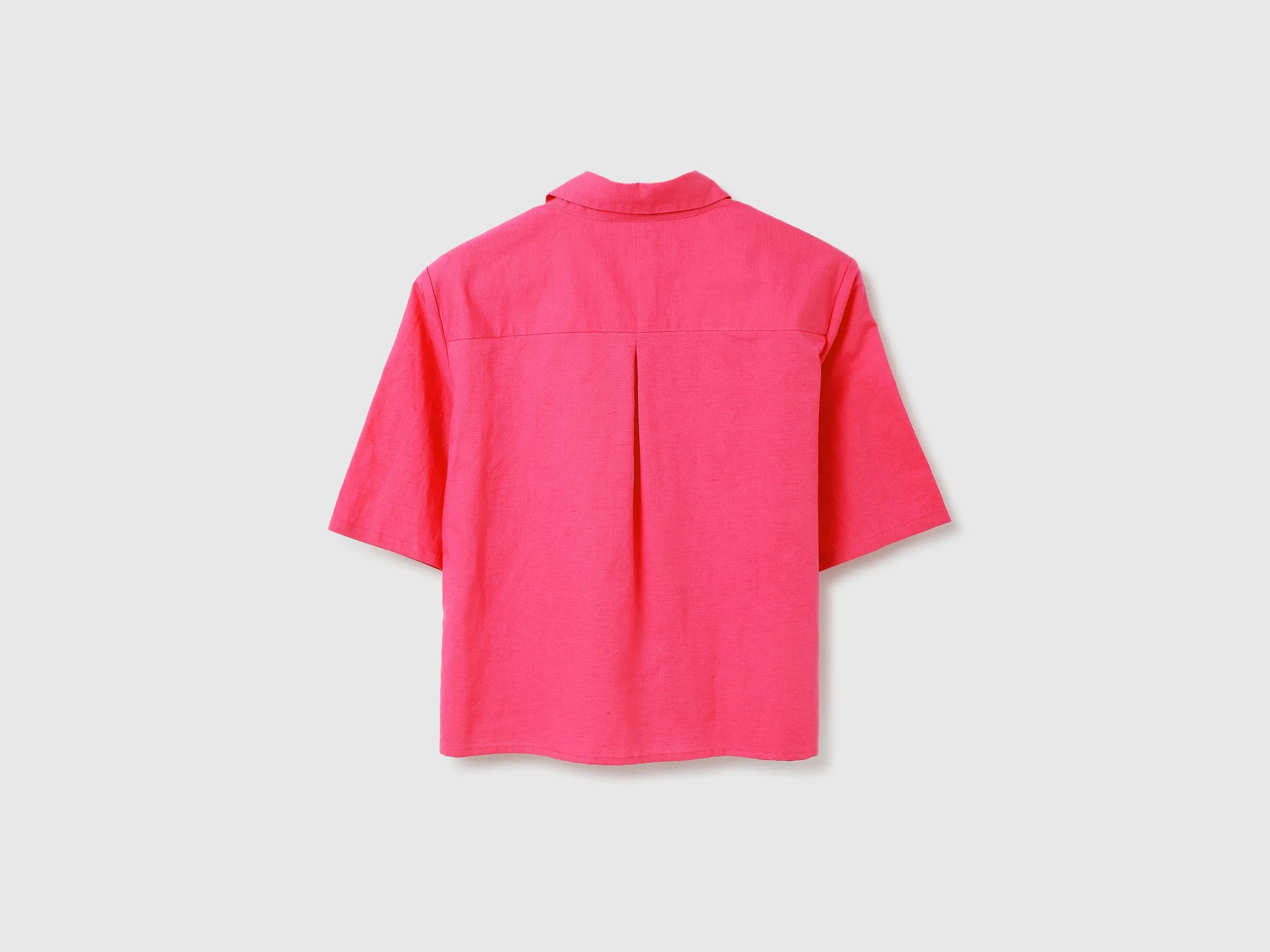 Spread Collar Solid Shirts