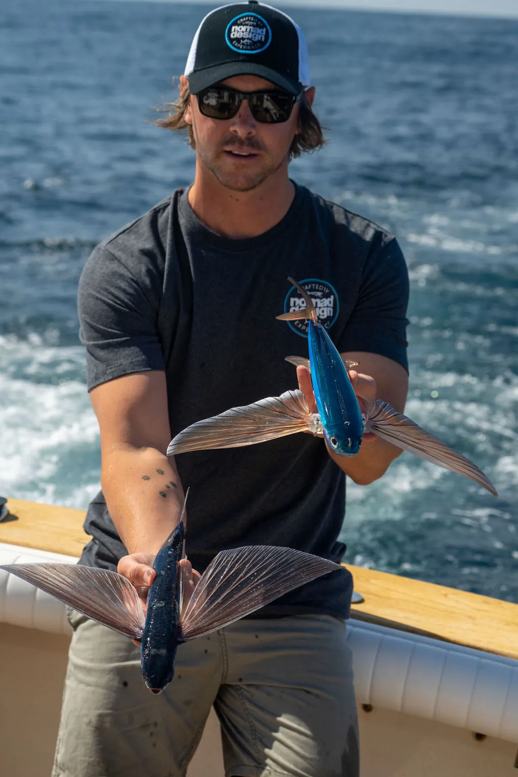 T-Shirt - Classic Flying Fish