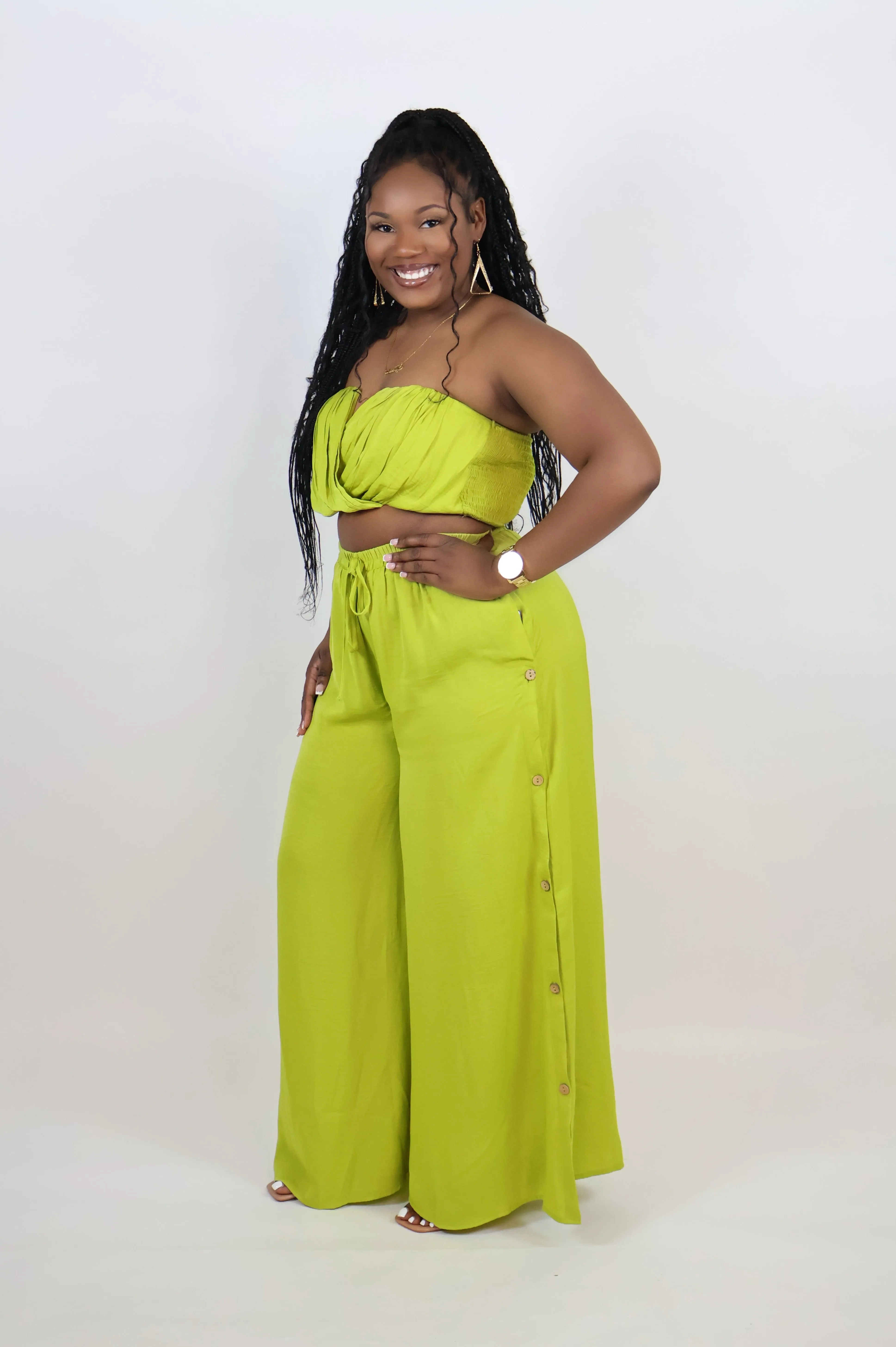 UNTOUCHABLE TWO PIECE SET- LIME GREEN