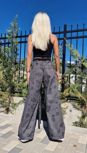 Wide Leg Pants, High Waist Pants, Loose Pants, Drop Crotch Pants, Extravagant Trousers, Avant-garde Pants, Casual Women Pants
