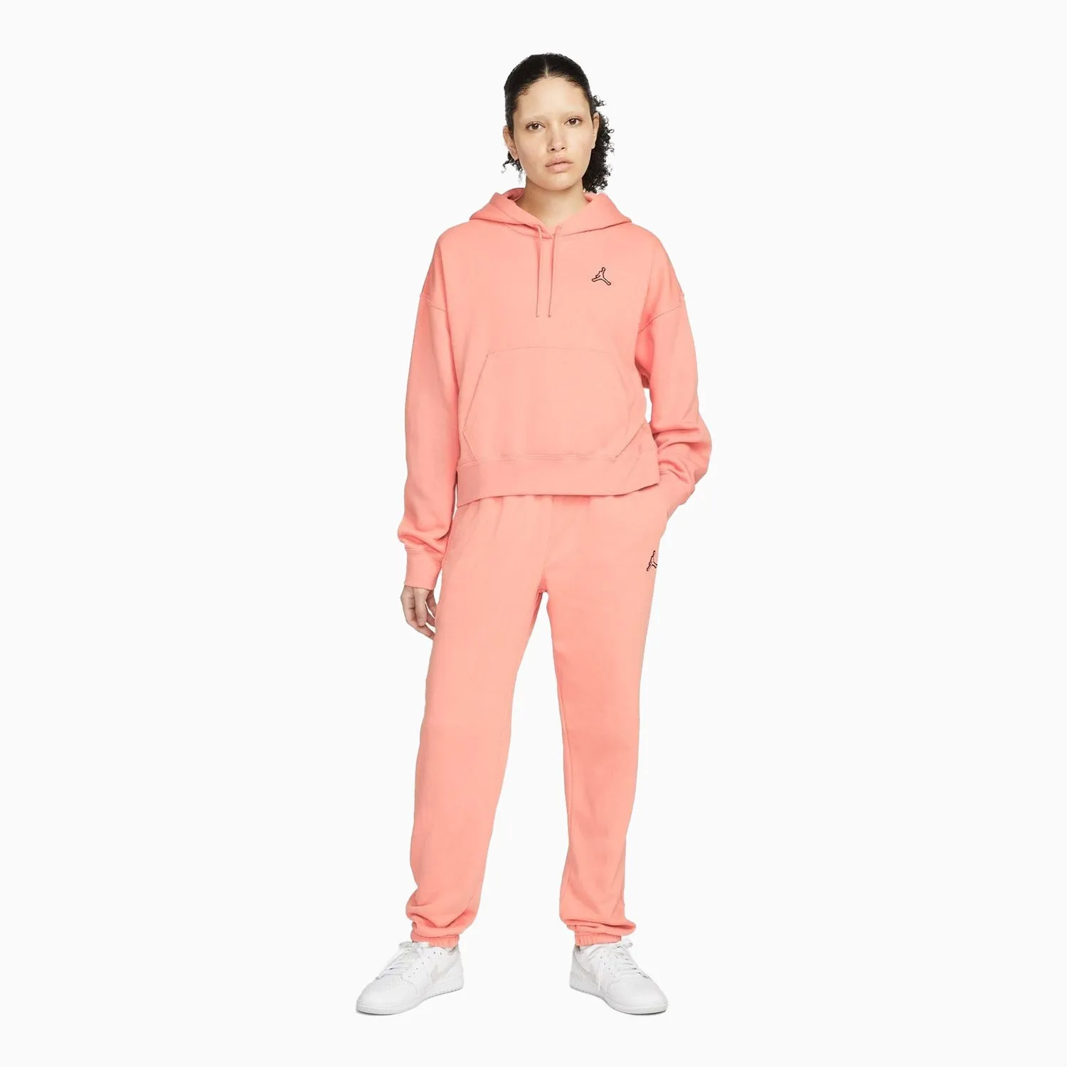Women's Jordan Essentials Outfit